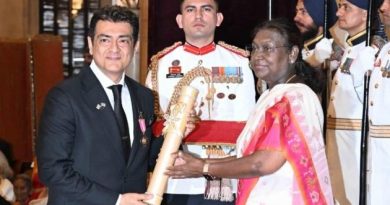நடிகர் அஜித்குமார் ’பத்மபூஷண்’ விருது பெற்றார்!