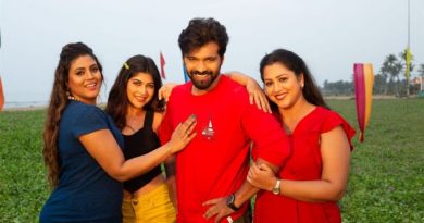 ஸ்வீட்டி நாட்டி கிரேசி – விமர்சனம்