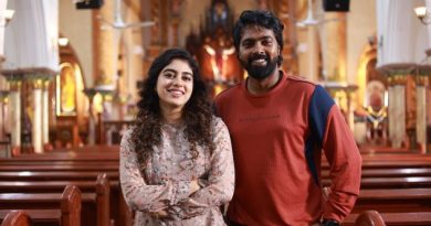 அன்பே டயானா – விமர்சனம் அன்பே டயானா – விமர்சனம்